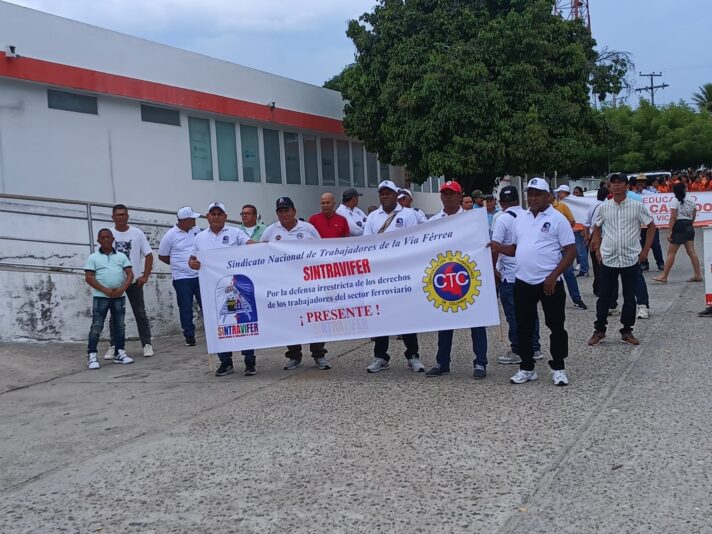 b29d03aa-f9de-4ac5-98c1-dbe3d51253e2